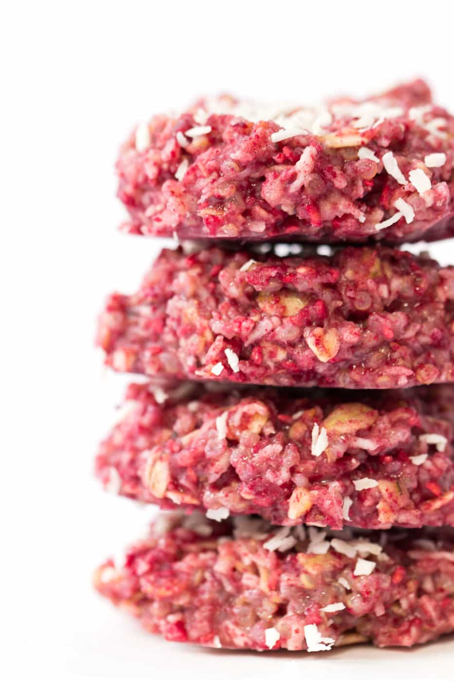 NO-BAKE Raspberry Quinoa Cookies -- use less than 10 ingredients, are totally healthy and taste like cheesecake!