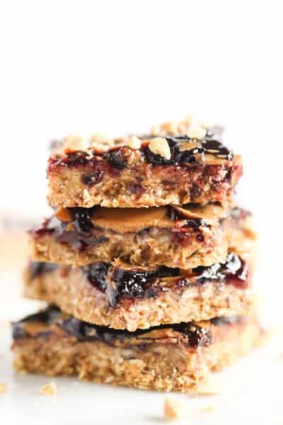 PEANUT BUTTER + JELLY SNACK BARS -- like gussied up granola bars only way more fun to eat!