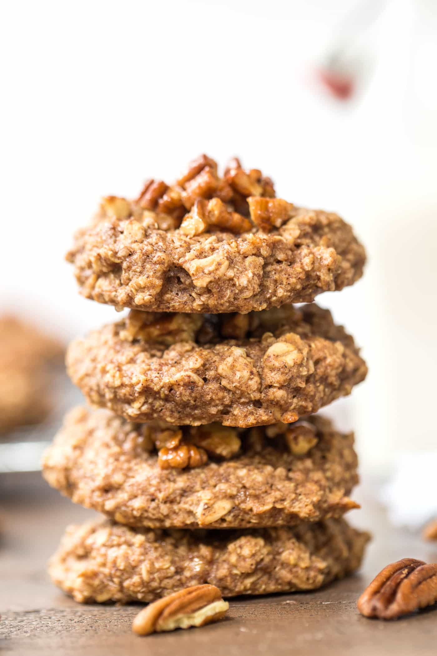 Pecan Pie Quinoa Breakfast Cookies -- a healthy way to enjoy the flavors of pecan pie, but for breakfast!