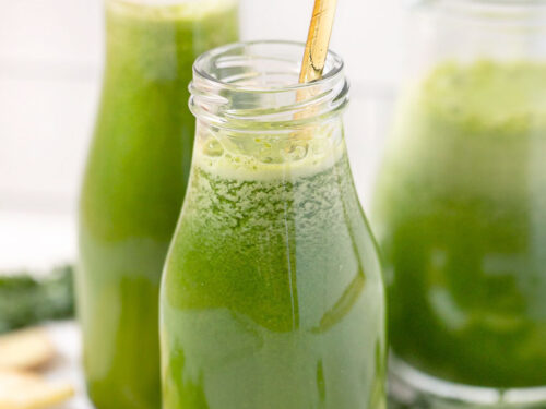 Healthy Green Juice with Lemon