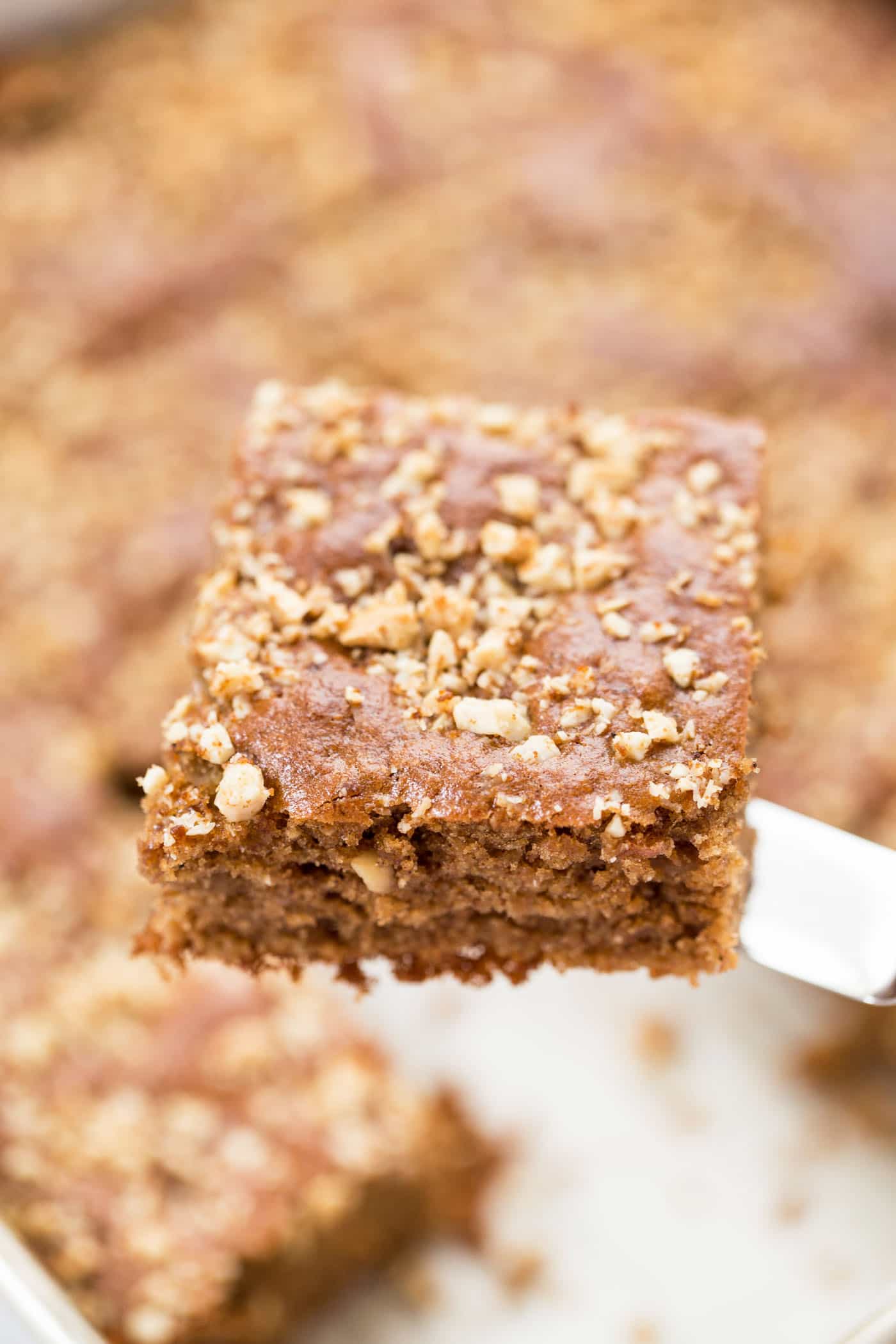 These FLOURLESS cashew butter bars are the perfect HEALTHY dessert! 