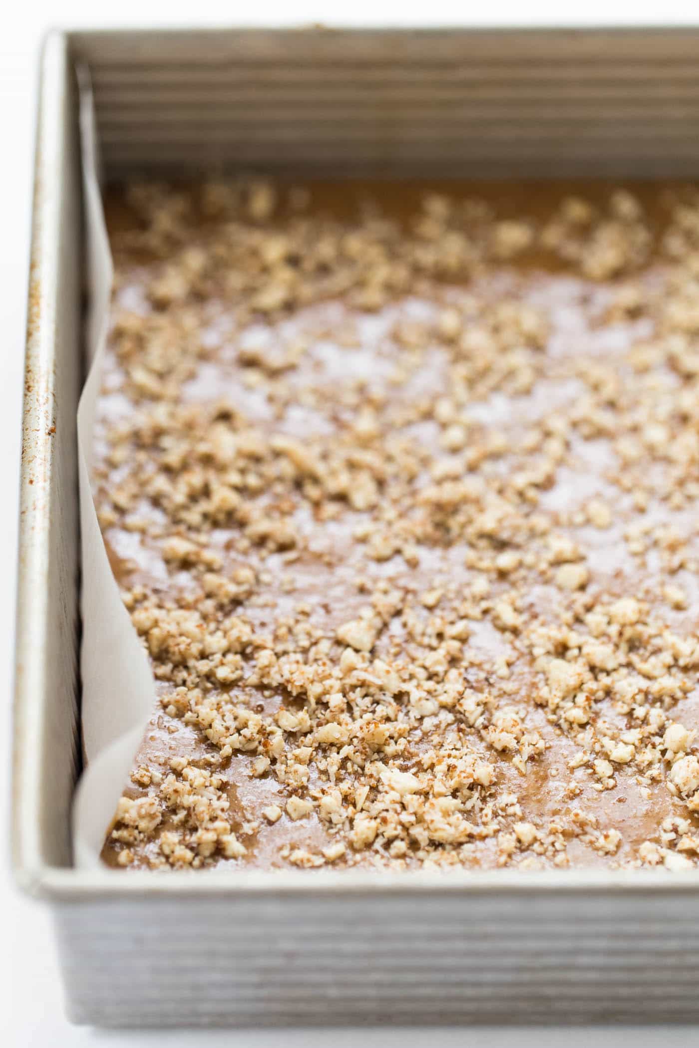 These FLOURLESS cashew butter bars are the perfect HEALTHY dessert! 