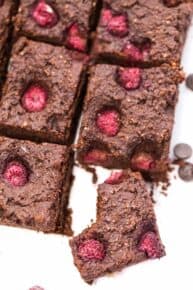 Vegan Raspberry Quinoa Brownies -- super fudgy, chewy and HEALTHY! Plus, they're made with avocado instead of oil
