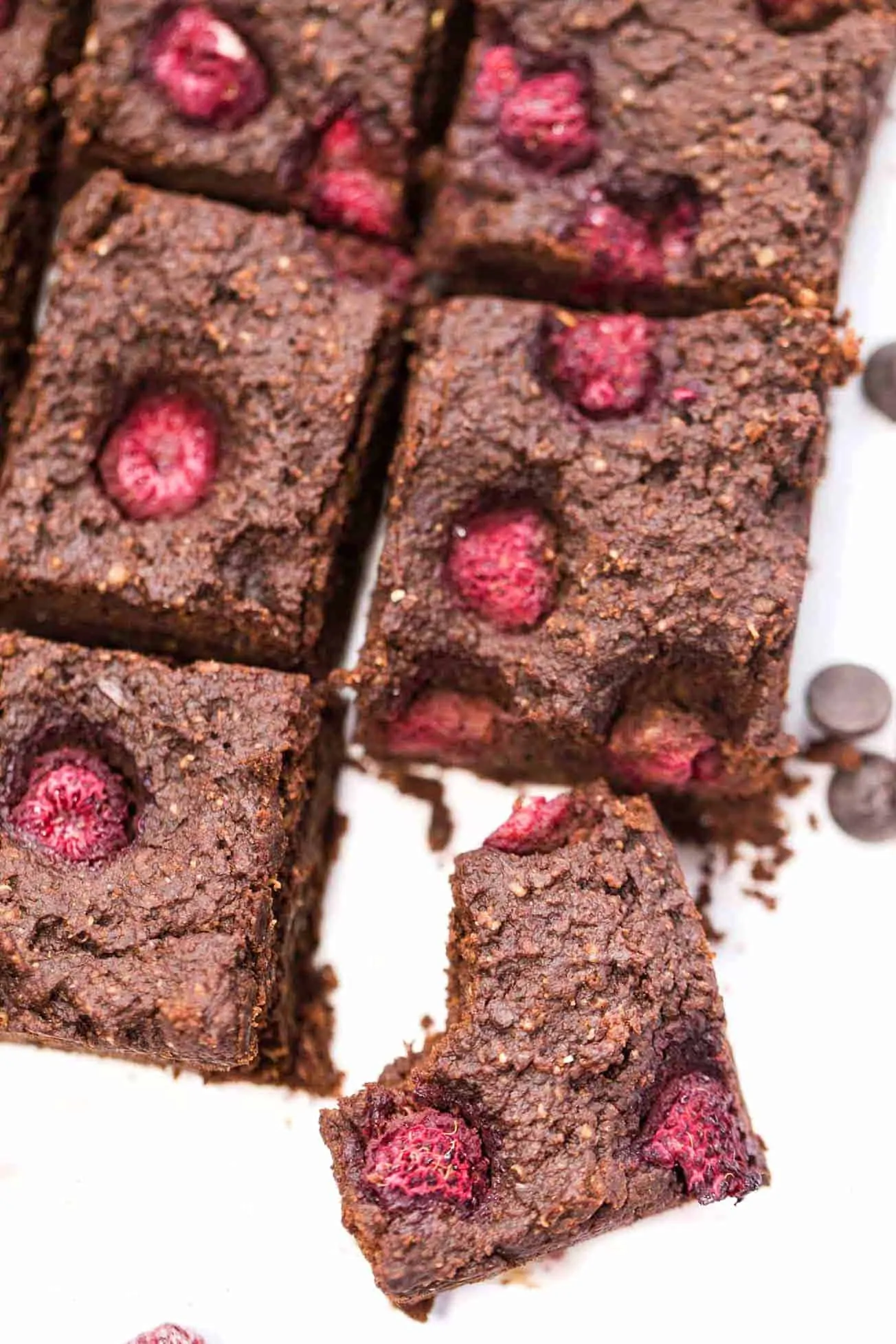 Vegan Raspberry Quinoa Brownies -- super fudgy, chewy and HEALTHY! Plus, they're made with avocado instead of oil