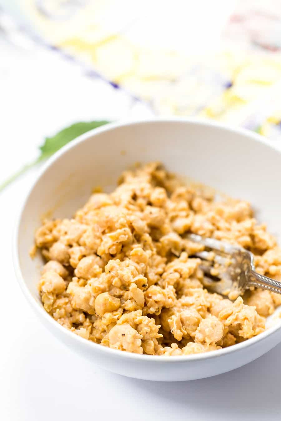 Smashed buffalo chickpea & quinoa flatbreads -- take just 10 minutes to make, are vegan and taste AMAZING!