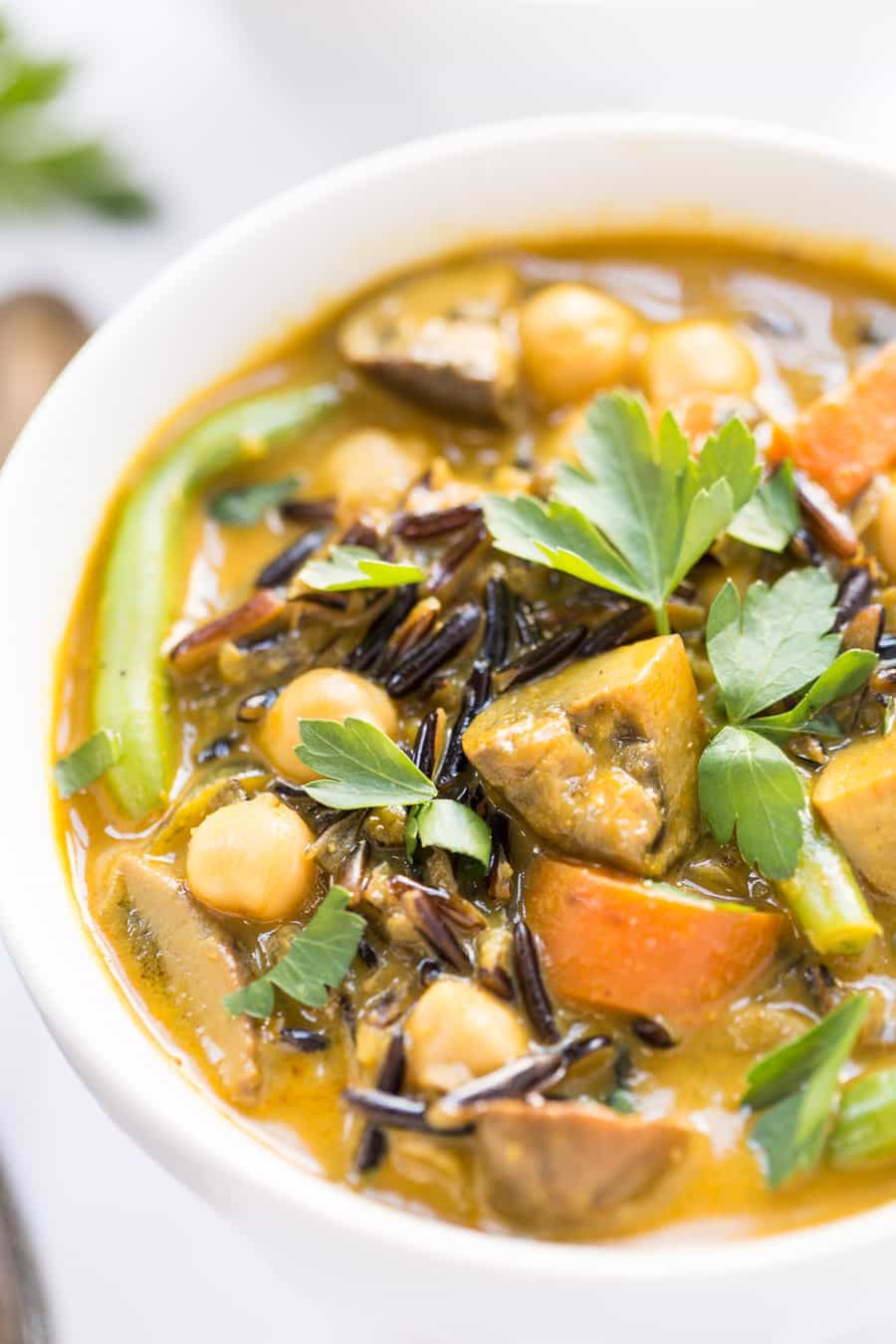 How to make the PERFECT Vegan Wild Rice Soup with turmeric & coconut milk!