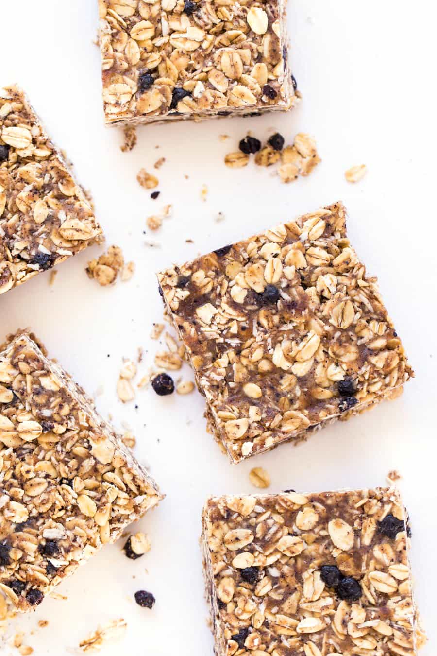 These NO BAKE Acai Granola Bars are a simple, DIY snack that is naturally sweet, vegan and SUPER healthy!