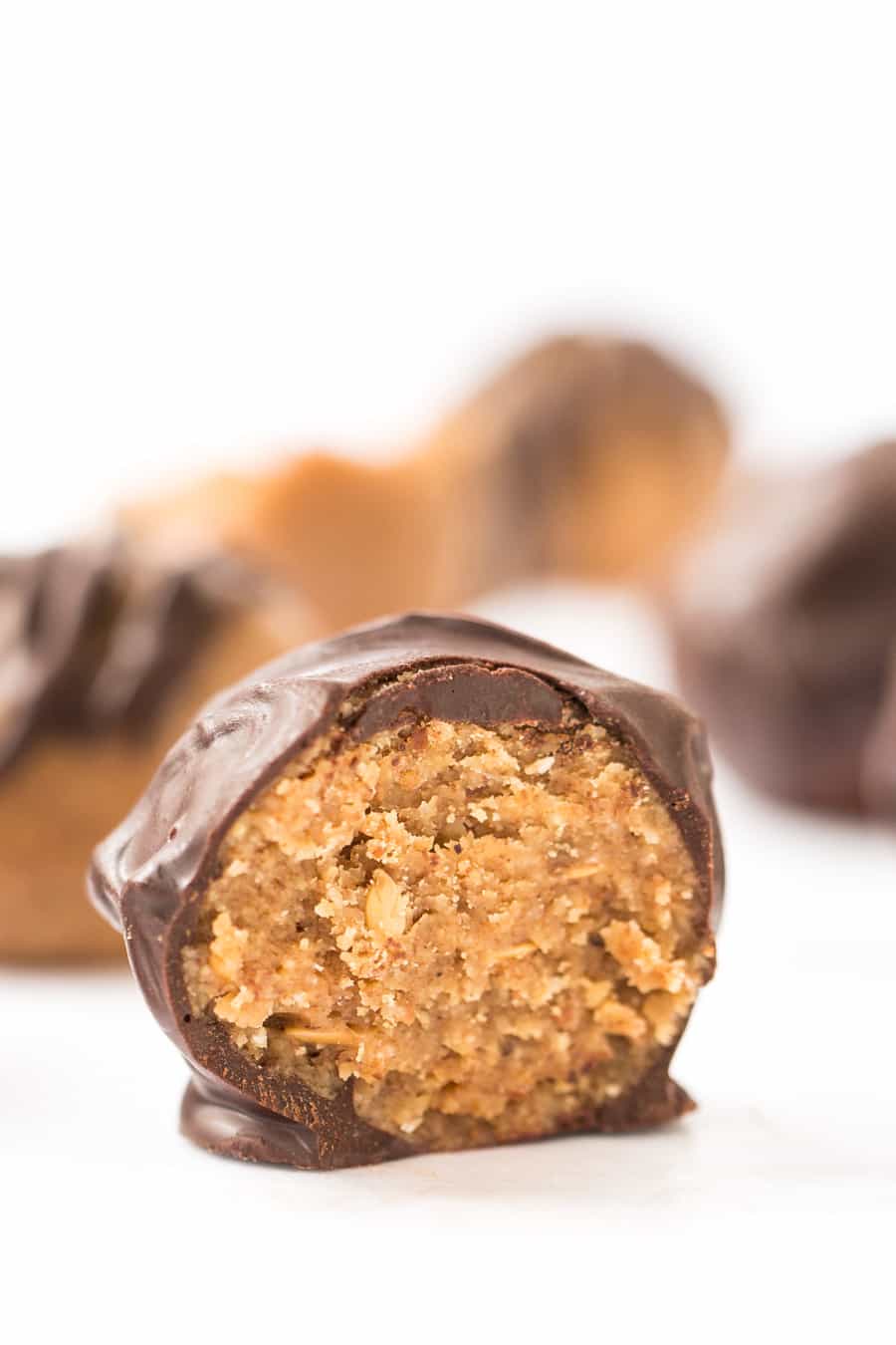 These are THE BEST Almond Butter Truffles I've ever had. Only use 4 ingredients, are super simple to make and taste awesome!