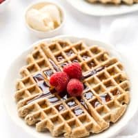 These wholesome Almond Flour Waffles are made without any added starches, are packed with protein and taste amazing!