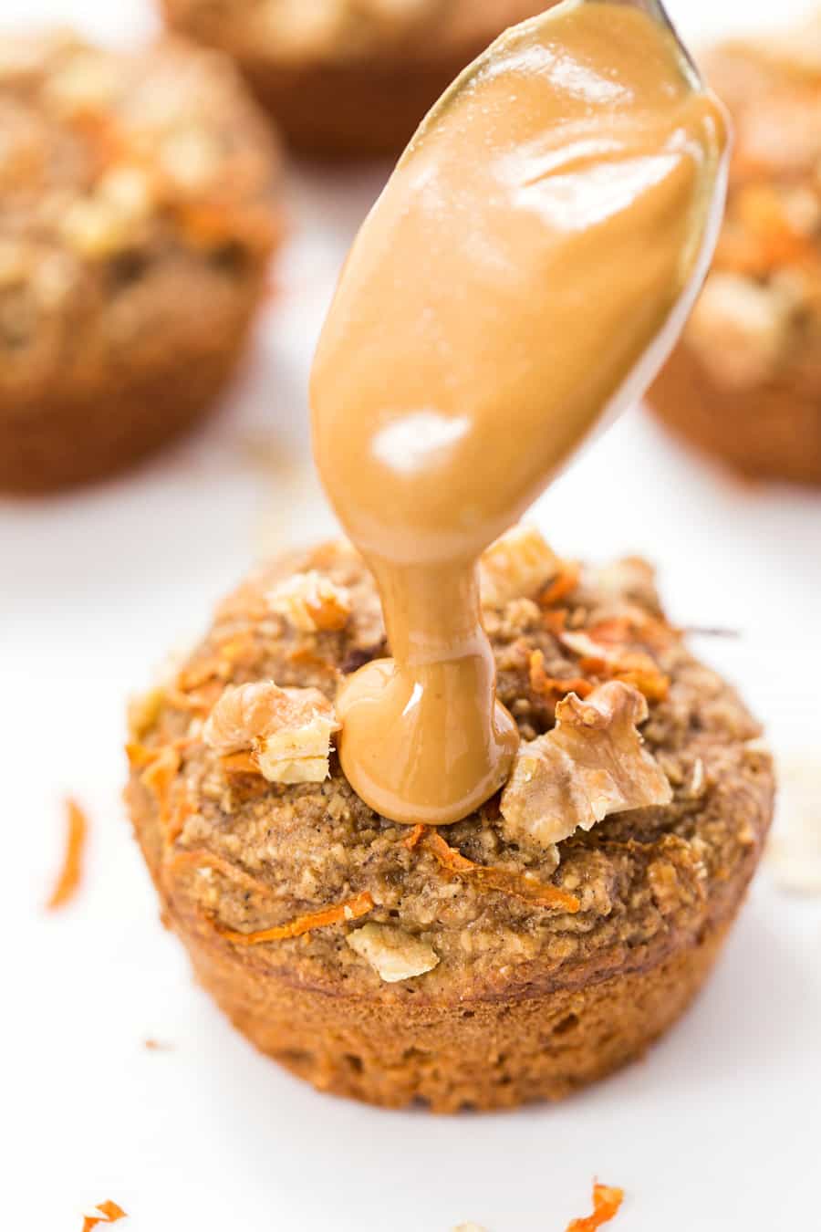 BLENDER CARROT CAKE MUFFINS -- made without any oil, gluten, dairy or refined sugar!