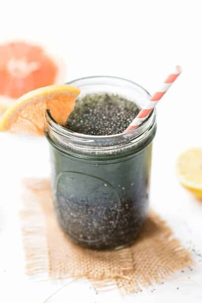 DETOX CHIA FRESCA -- with grapefruit, lemon and spirulina to help flush toxins and hydrate your system!