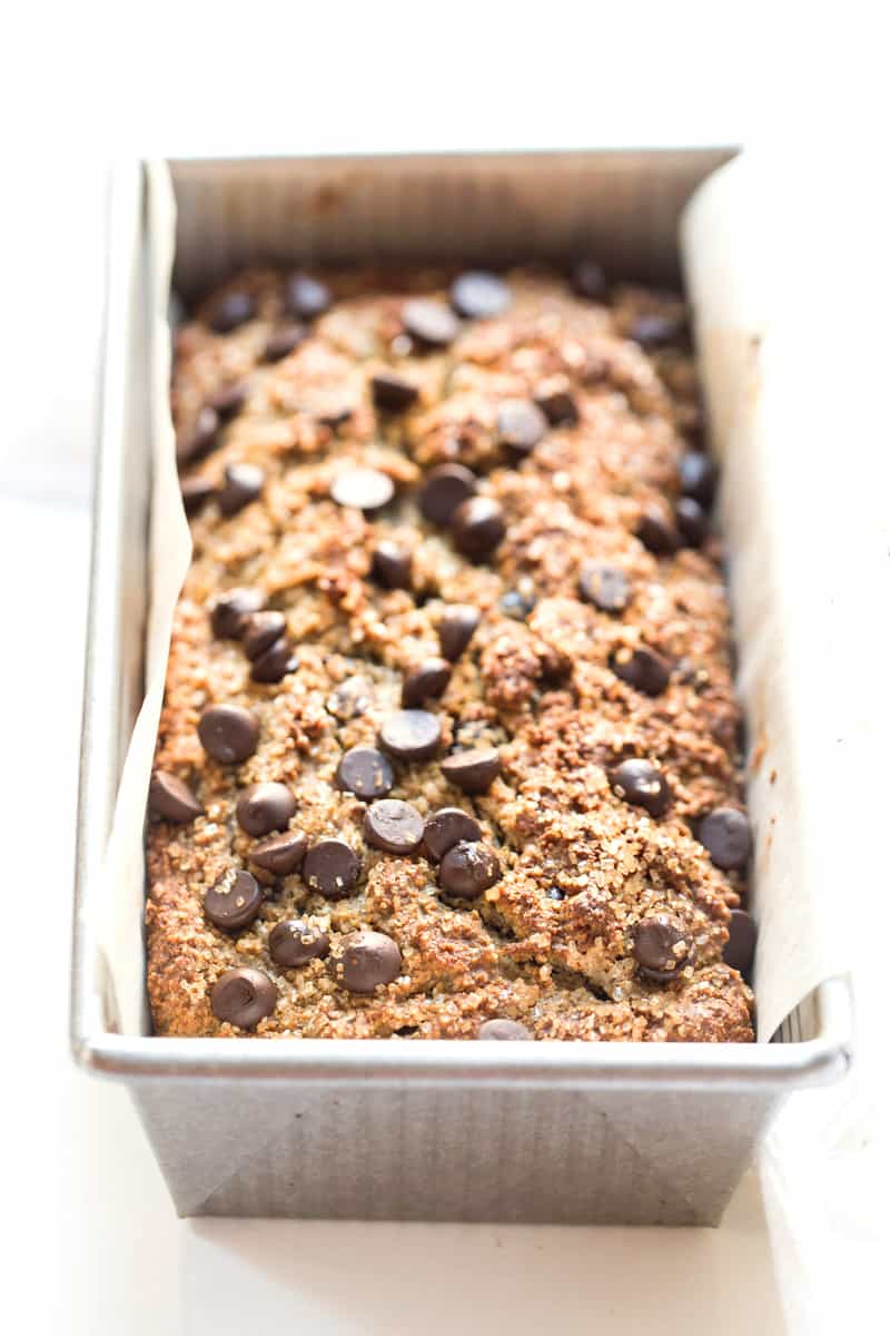 This is the most INSANELY DELICIOUS Chocolate Chip Banana Bread and it's made with 100% healthy ingredients -- almond flour, quinoa flour, flax and more!