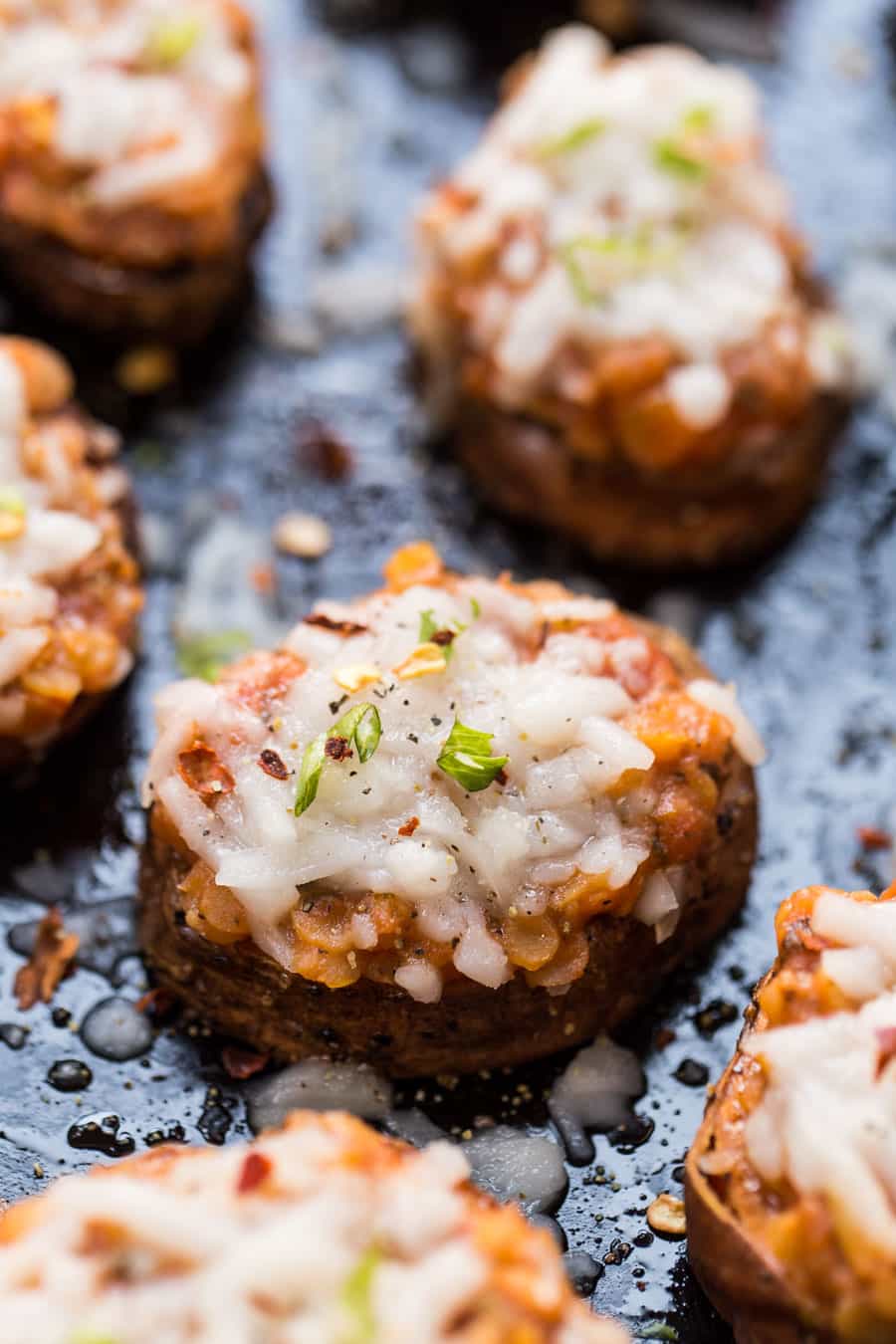 How to make SWEET POTATO PIZZA bites with just a few simple ingredients!