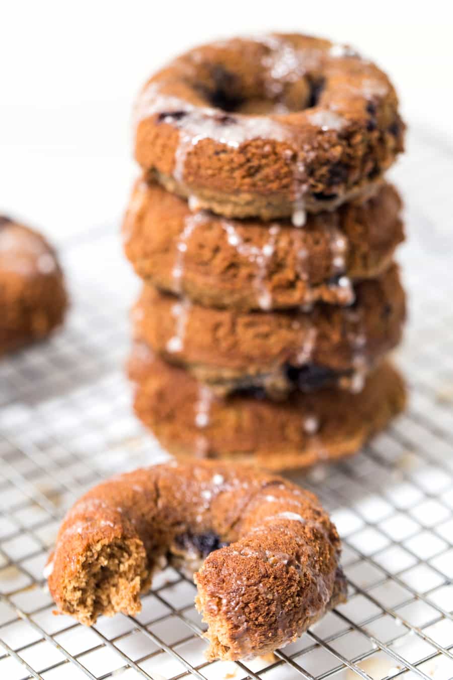 LEMON BLUEBERRY BAKED DONUTS -- made with oat flour, banana, coconut sugar and other heathy ingredients! [vegan]