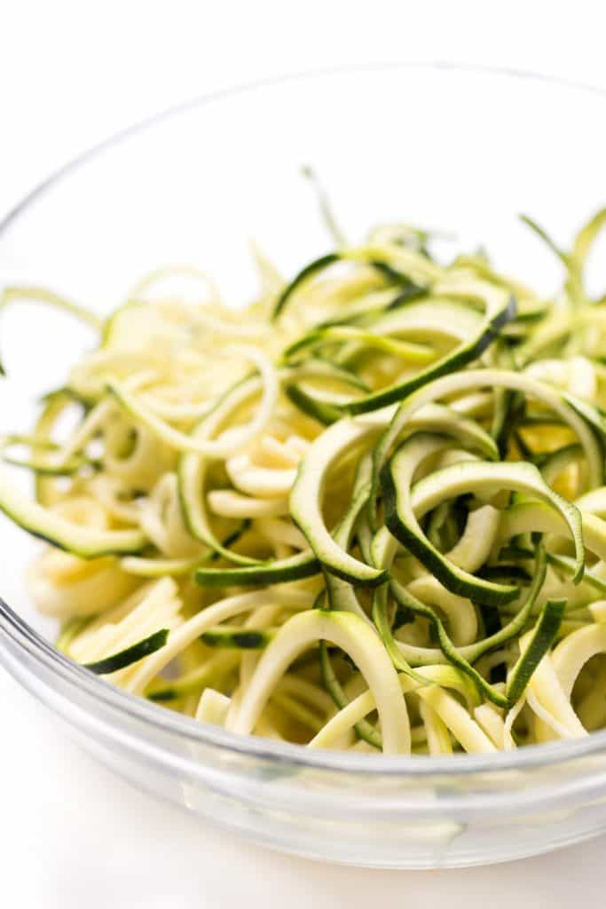 Super simple AVOCADO ALFREDO sauce to use for any pasta...including zucchini noodles!