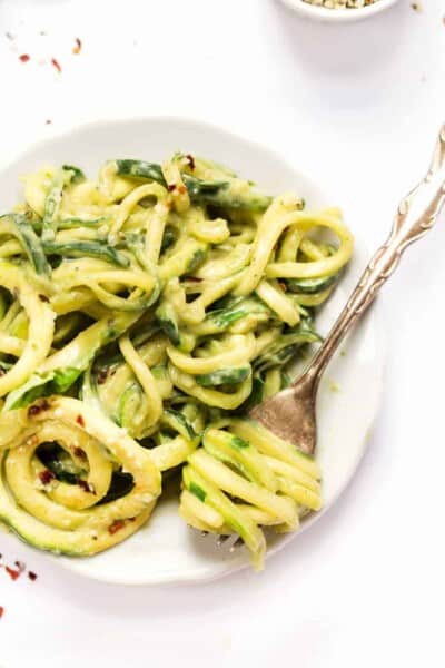 avocado alfredo with zucchini noodles