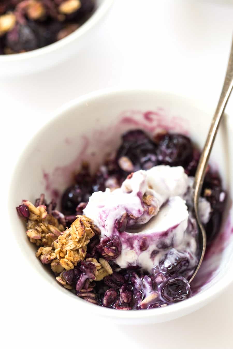 Banana Blueberry Crumble -- a healthy dessert that uses just 1/4 cup of sweetener, 9 ingredients and tastes AMAZING!