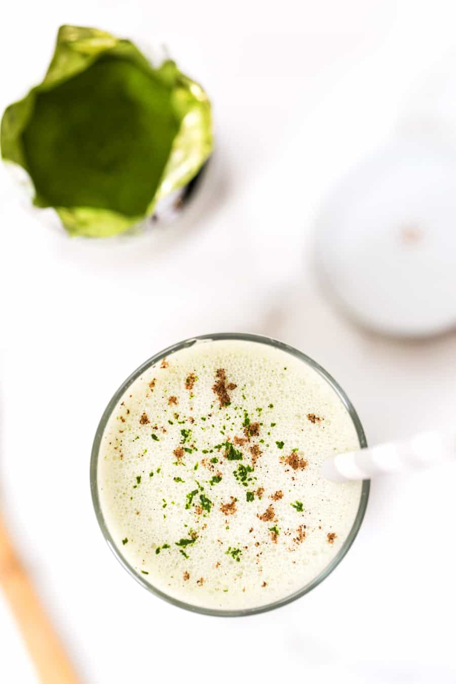 ICED MATCHA LATTES with medicinal mushrooms and coconut butter for added energy and nutrition!