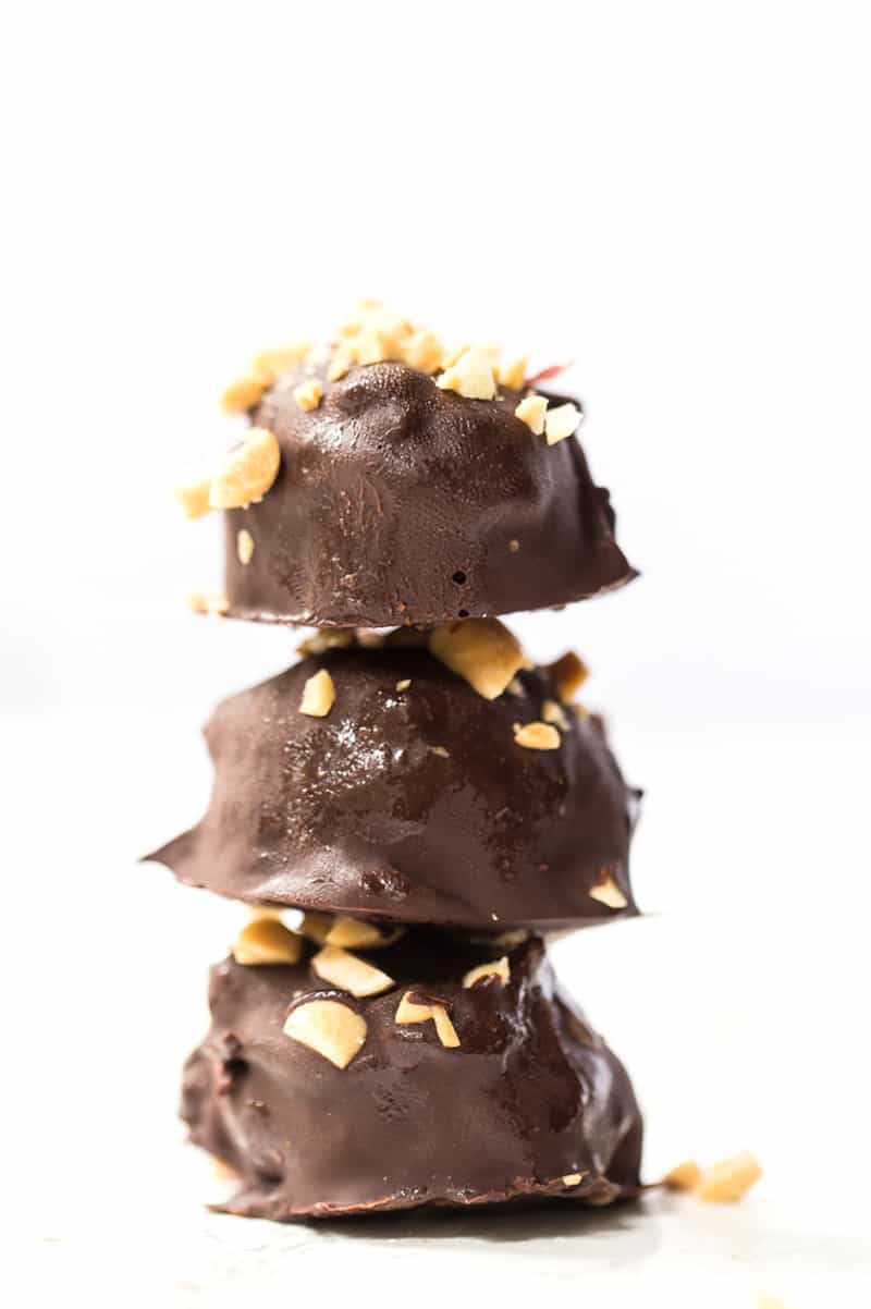 How to make SNICKERS BANANA BITES with just 5 ingredients! [vegan + gf]