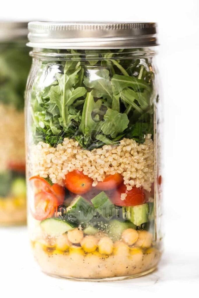 MASON JAR SALADS with lemon-mustard dressing, chickpeas, veggies and QUINOA!