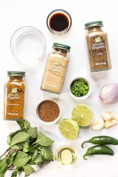 How to make a homemade Vegan Green Curry Paste using dried spices!