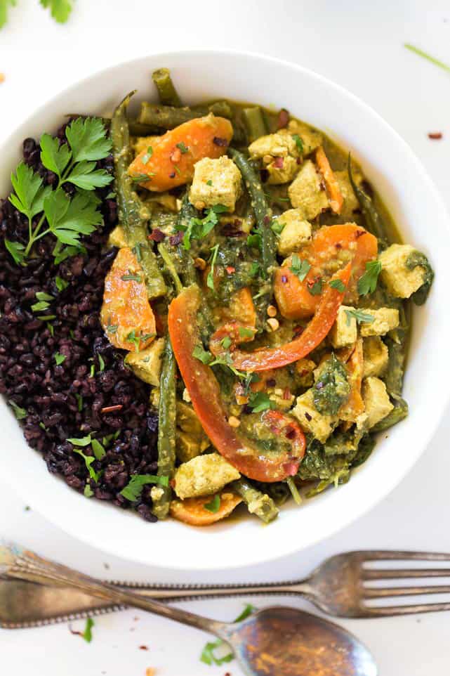 This EASY + VEGAN Green Curry Recipe is packed with flavor, is simple to make and tastes AMAZING!