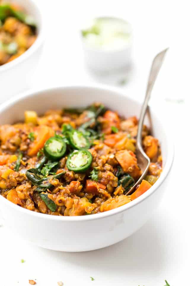 These ONE POT Moroccan Lentils + Quinoa make for a hearty, delicious and super cozy fall meal!