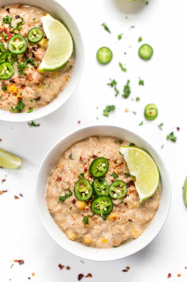 This HEALTHY + VEGAN White Quinoa Chili has white beans, peppers and a homemade cashew cream!