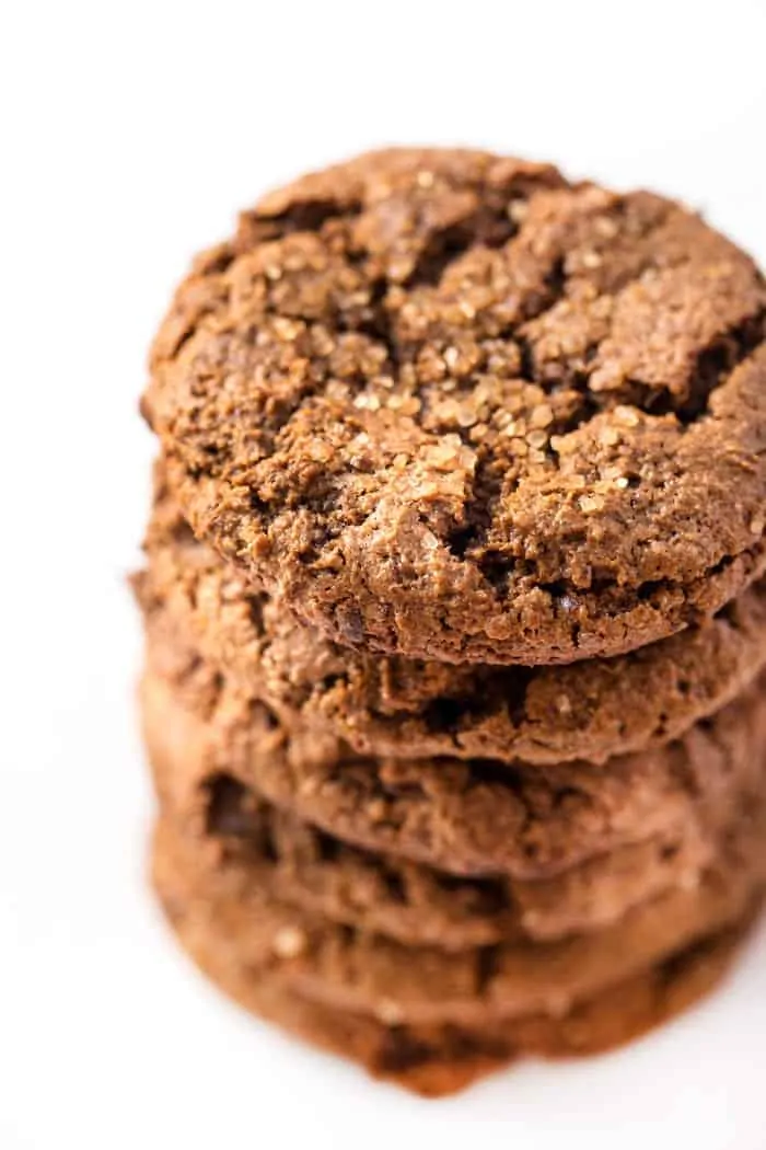 Chewy Ginger Molasses Cookies -- healthy, just one bowl and VEGAN!