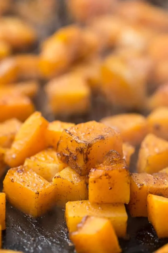 MAPLE ROASTED BUTTERNUT SQUASH -- just 7 ingredients, one bowl and ready in 40 minutes!
