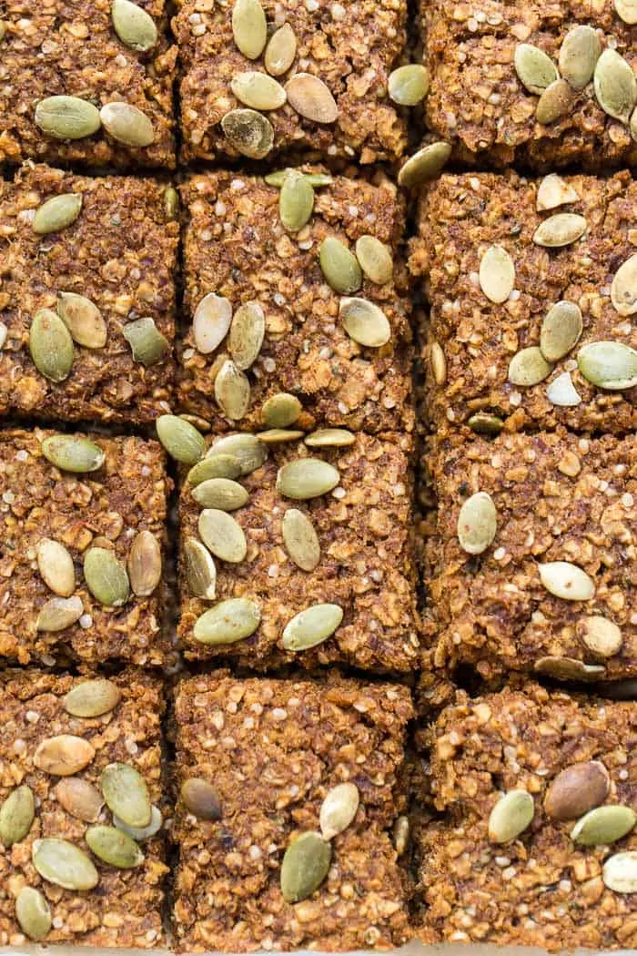 Pumpkin Quinoa Breakfast Bars -- high in protein, naturally sweetened and gluten-free!