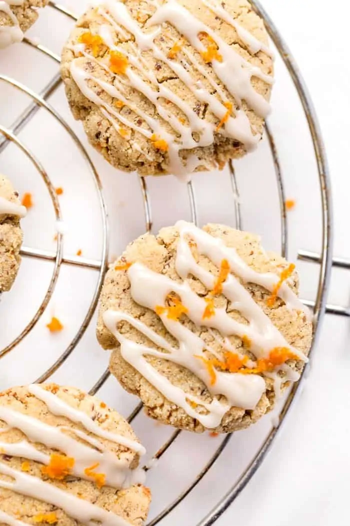 ORANGE CARDAMOM SUGAR COOKIES -- made with an almond flour base, they're healthy, easy and delicious! [VEGAN]