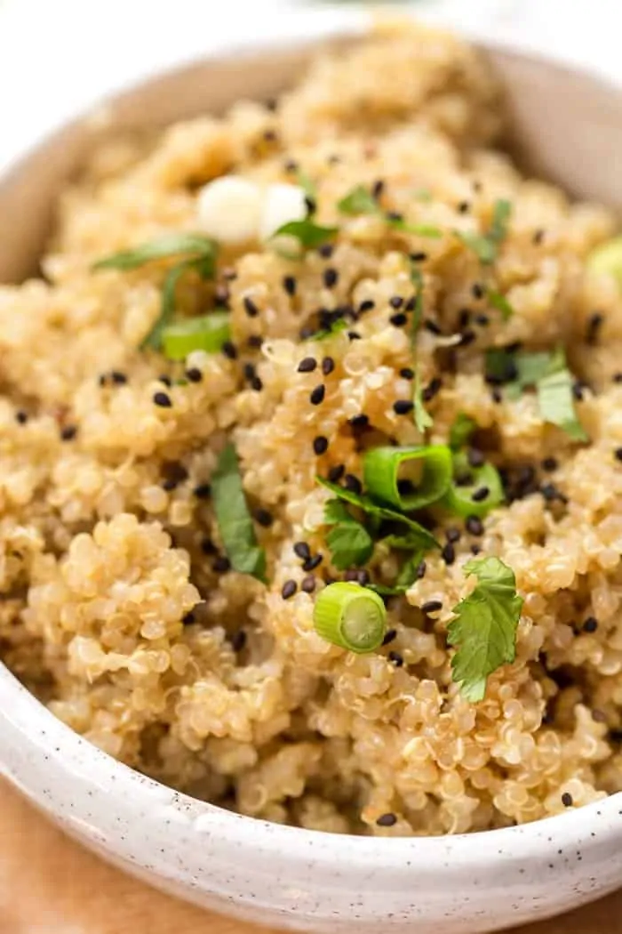 how to make fluffy quinoa with fresh ginger and miso