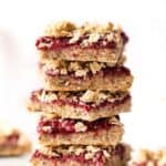 healthy & vegan raspberry oatmeal bars