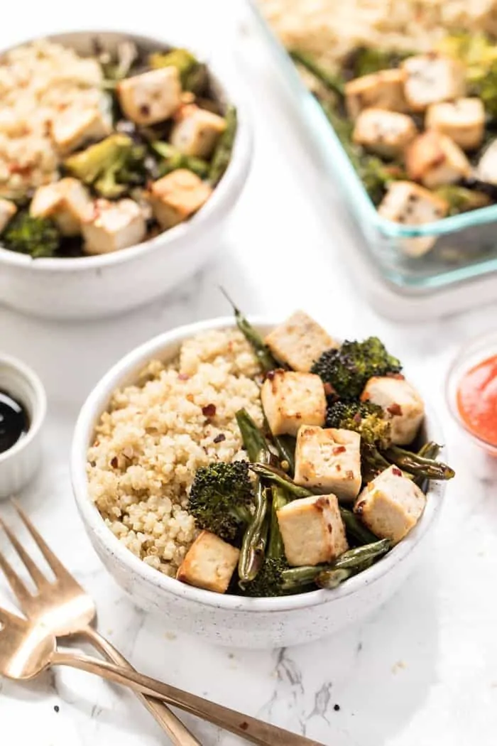 Meal-Prep Vegetarian Quinoa Burrito Bowls - Simply Quinoa