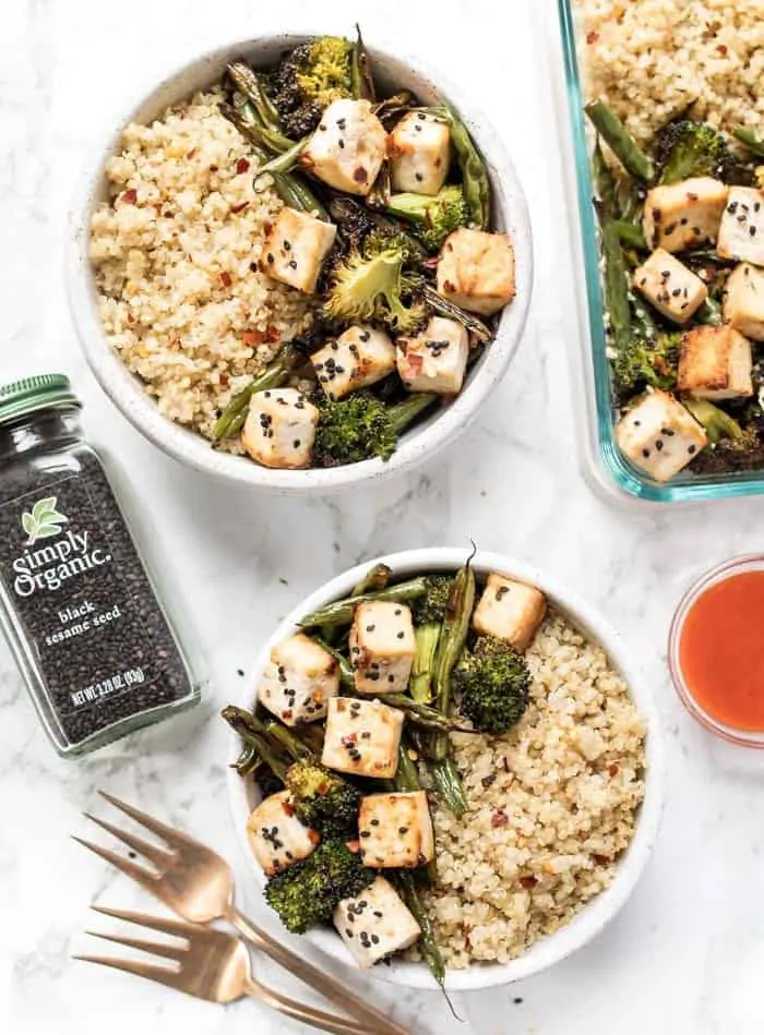 meal prep quinoa bowls with tofu, broccoli and green beans