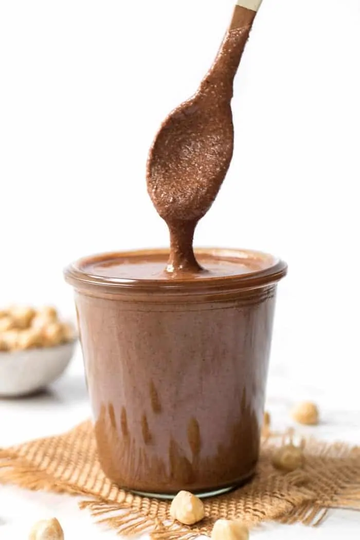 how to make vegan nutella at home with superfood ingredients