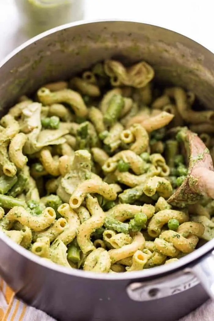 how to make vegan pesto pasta in just one pot