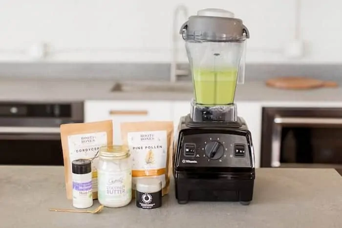 how to make a matcha latte with a blender