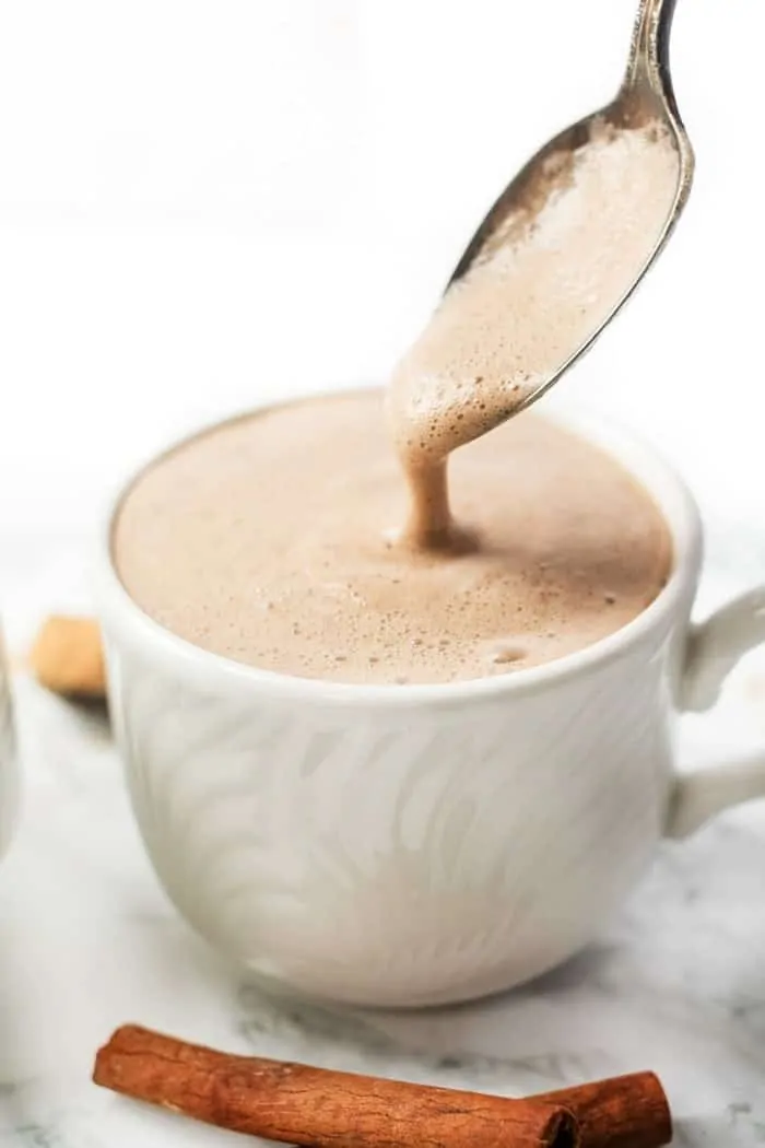 caffeine-free maca latte with just 5 ingredients
