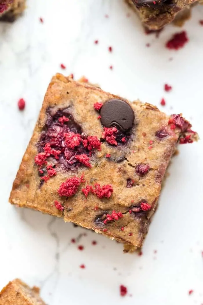Healthy Protein Bars with Raspberries and Chocolate Chips