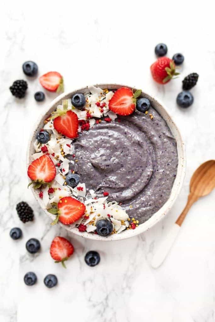 Banana Free Smoothie Bowl