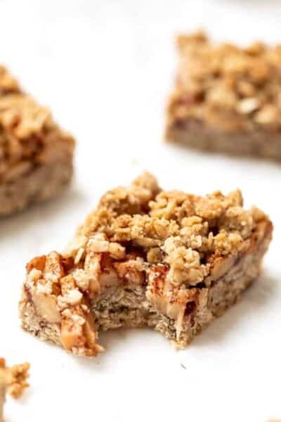 Healthy Apple Crumble Bars