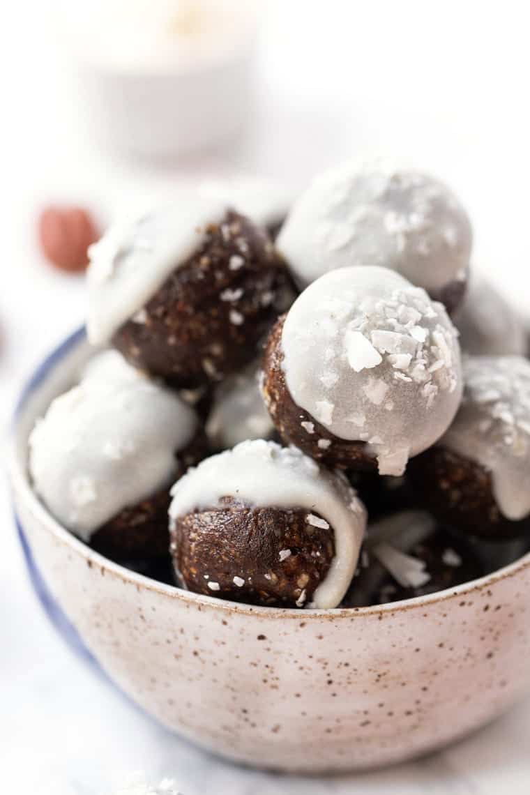 NoBake Gingerbread Energy Balls Healthy Snack Idea Simply Quinoa