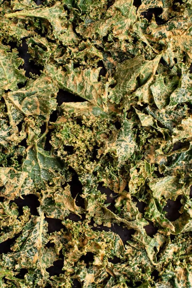 How to Cheesy Kale Chips