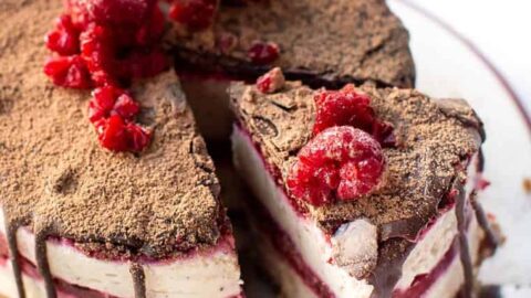 No Bake Vegan Cheesecake with Raspberry
