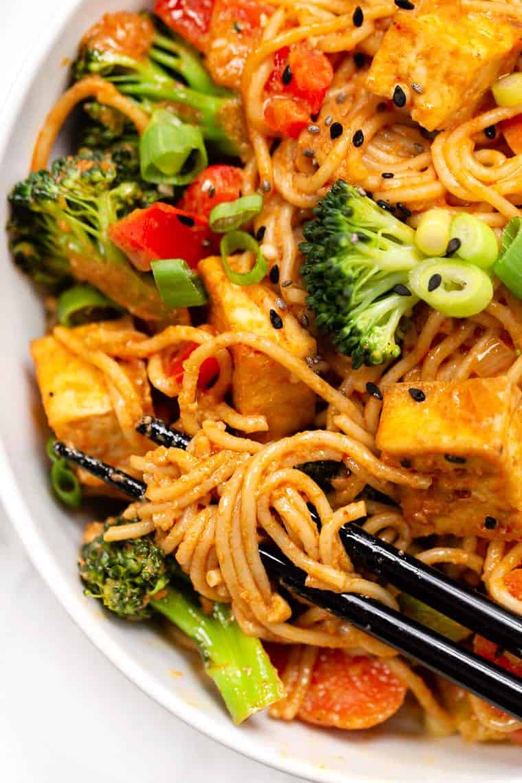 30Minute Vegan Red Curry Noodle Bowls Simply Quinoa