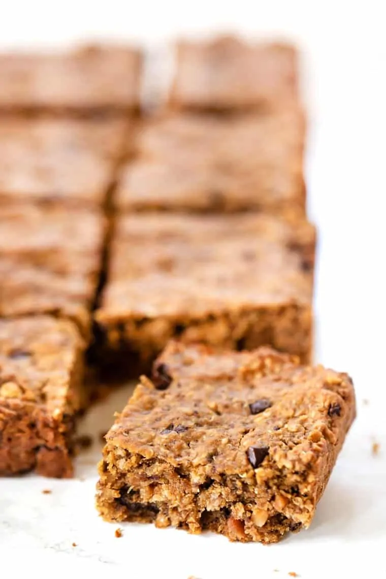 Chewy Peanut Butter Oatmeal Bars