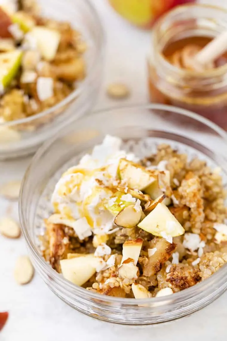 Quinoa Breakfast Bake with Apples