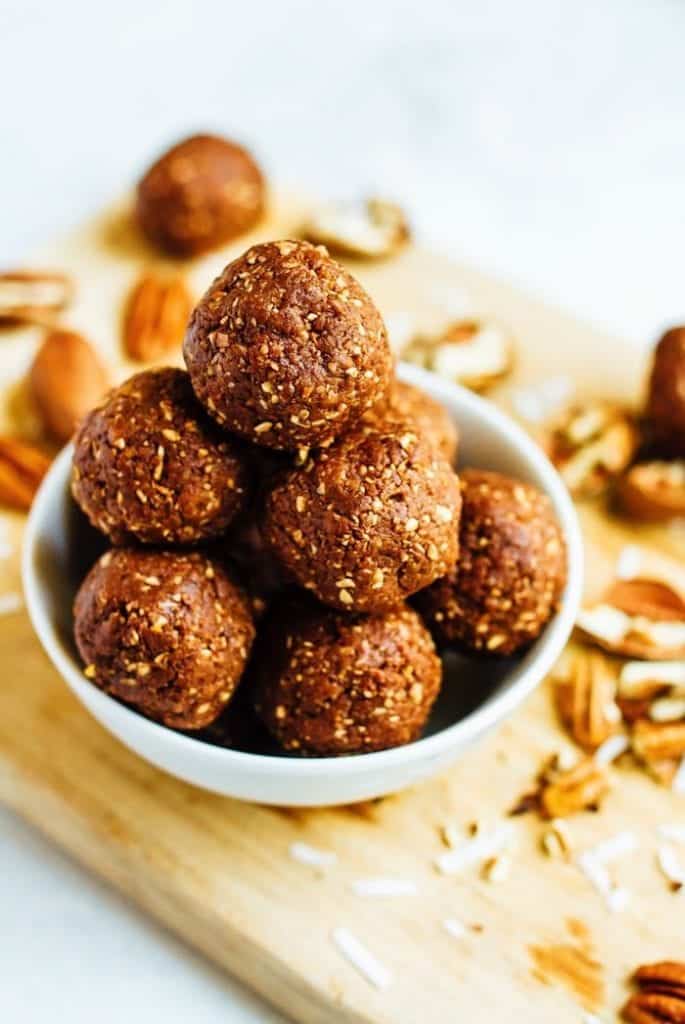 Chocolate Peanut Butter Protein Balls - Eating Bird Food